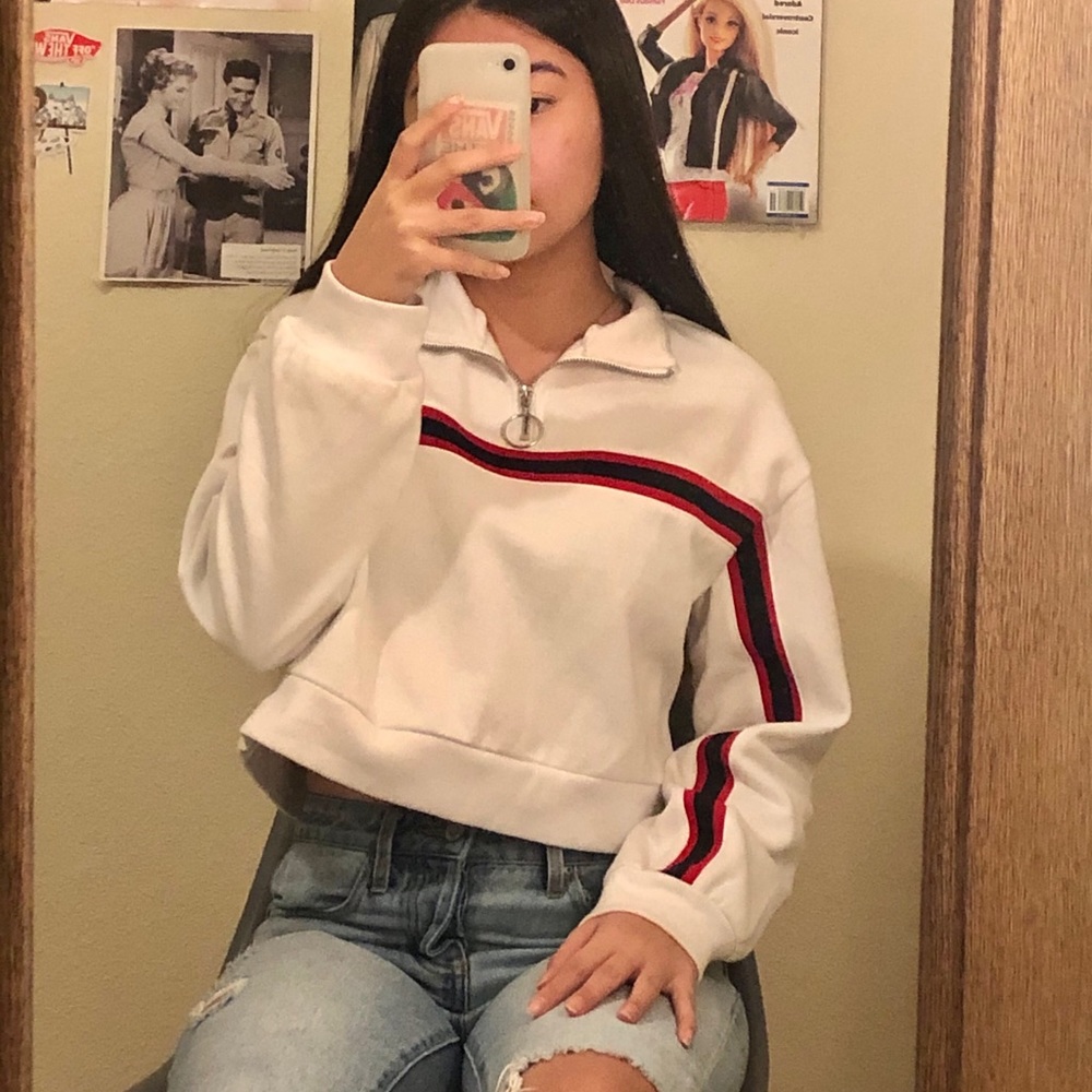 Cropped white long sleeve